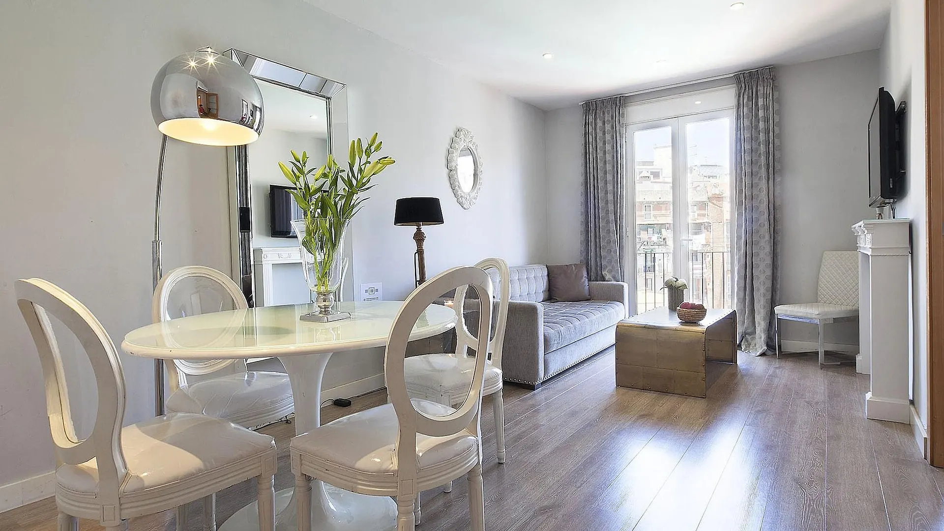 Grandom Suites Barcelone 4*,