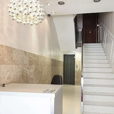 Grandom Suites Barcelona 4*,  Spain