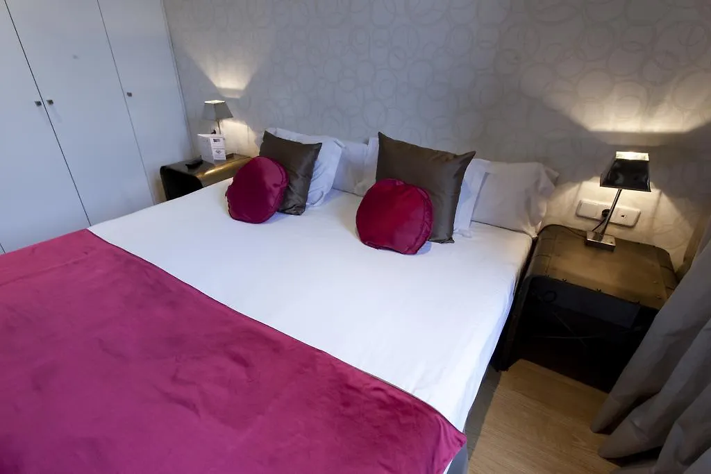Grandom Suites Barcelona 4*,  Spanien